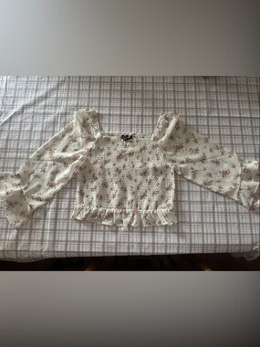 Derek Heart Cream Floral Smocked Crop Top